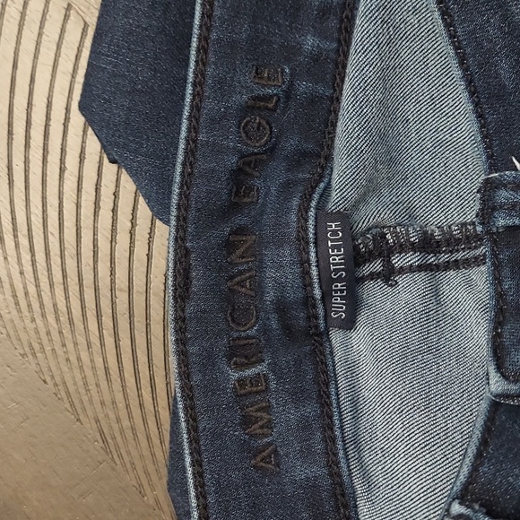 AMERICAN EAGLE OUTFITTERS Dark Wash High Rise Jegging - Picture 9 of 11